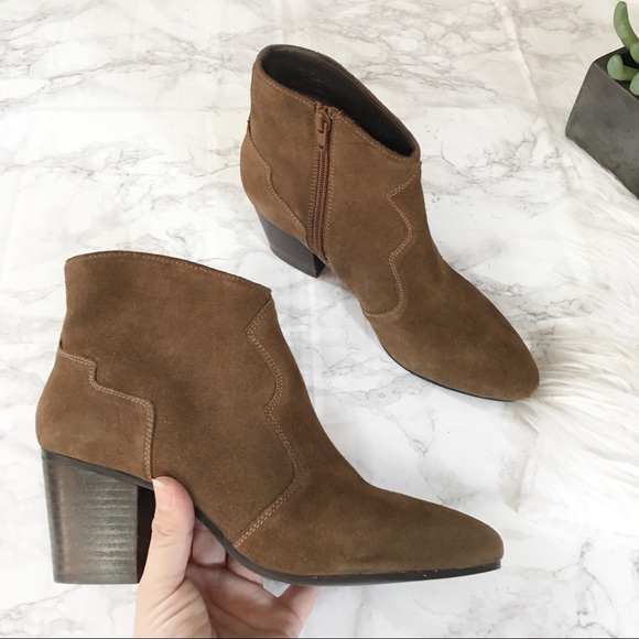 steve madden aker bootie cognac